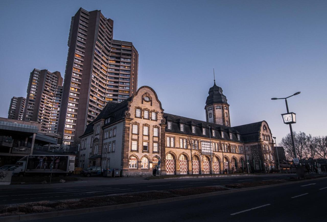 Hostel 曼海姆 外观 照片 The station building